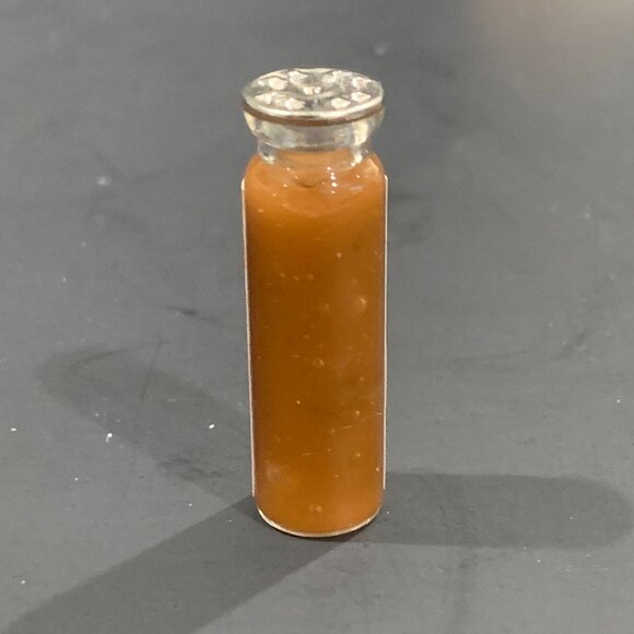 Fallout 4 - Rad Away Vial - 1.25 Inches - Picture 4 of 8